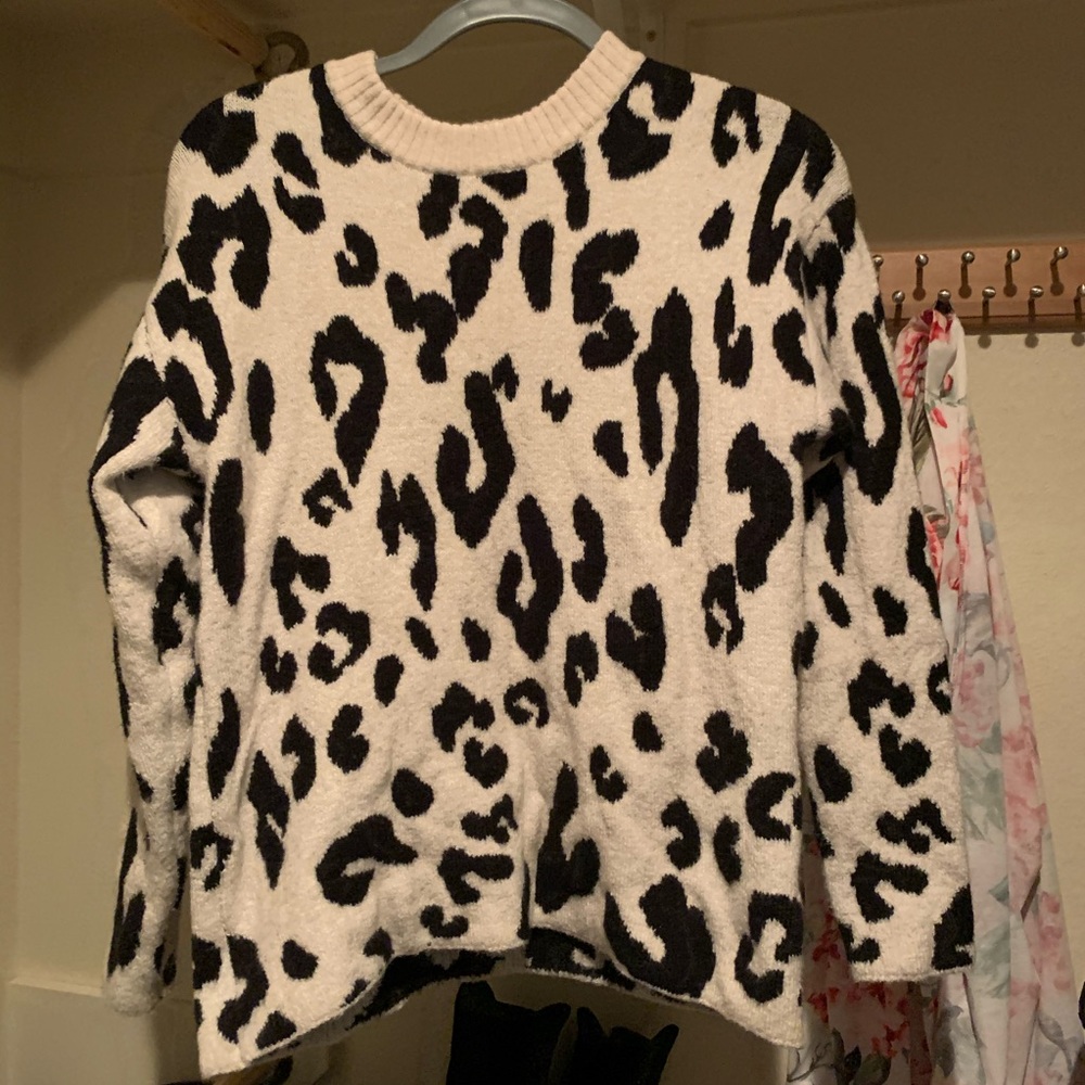 Something Navy Leopard Crewneck Pullover